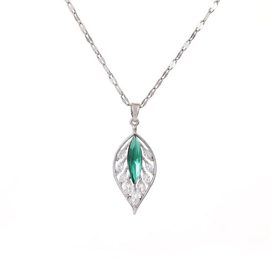 Women's Cute Dream Moon Necklace Versatile Design Jewelry